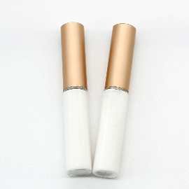 white-Eyelash-Glue