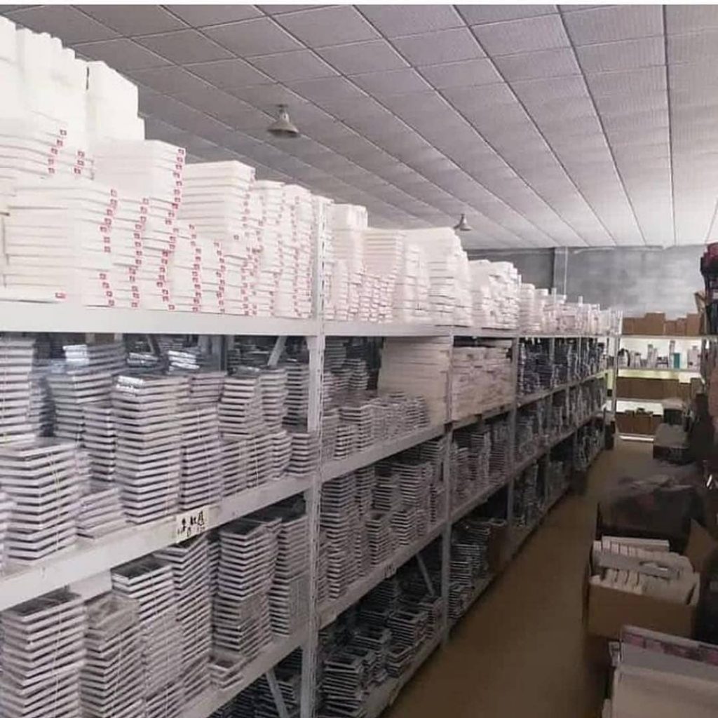 wholesale fluffy mink lashes factory