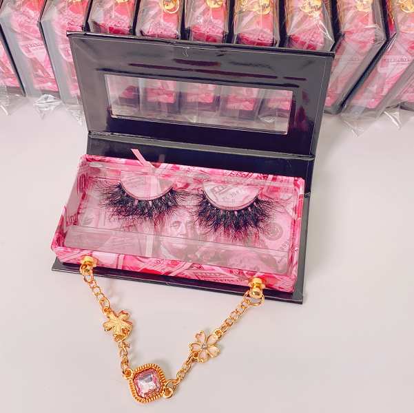lilly lashes packaging vendor